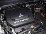 Mitsubishi Outlander 4WD 2007 года (US)
